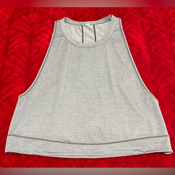 Size 8 Lululemon Gray Tank. Excellent Condition! Measurements in pics! ⭐️🔥⭐️ - Picture 6 of 9